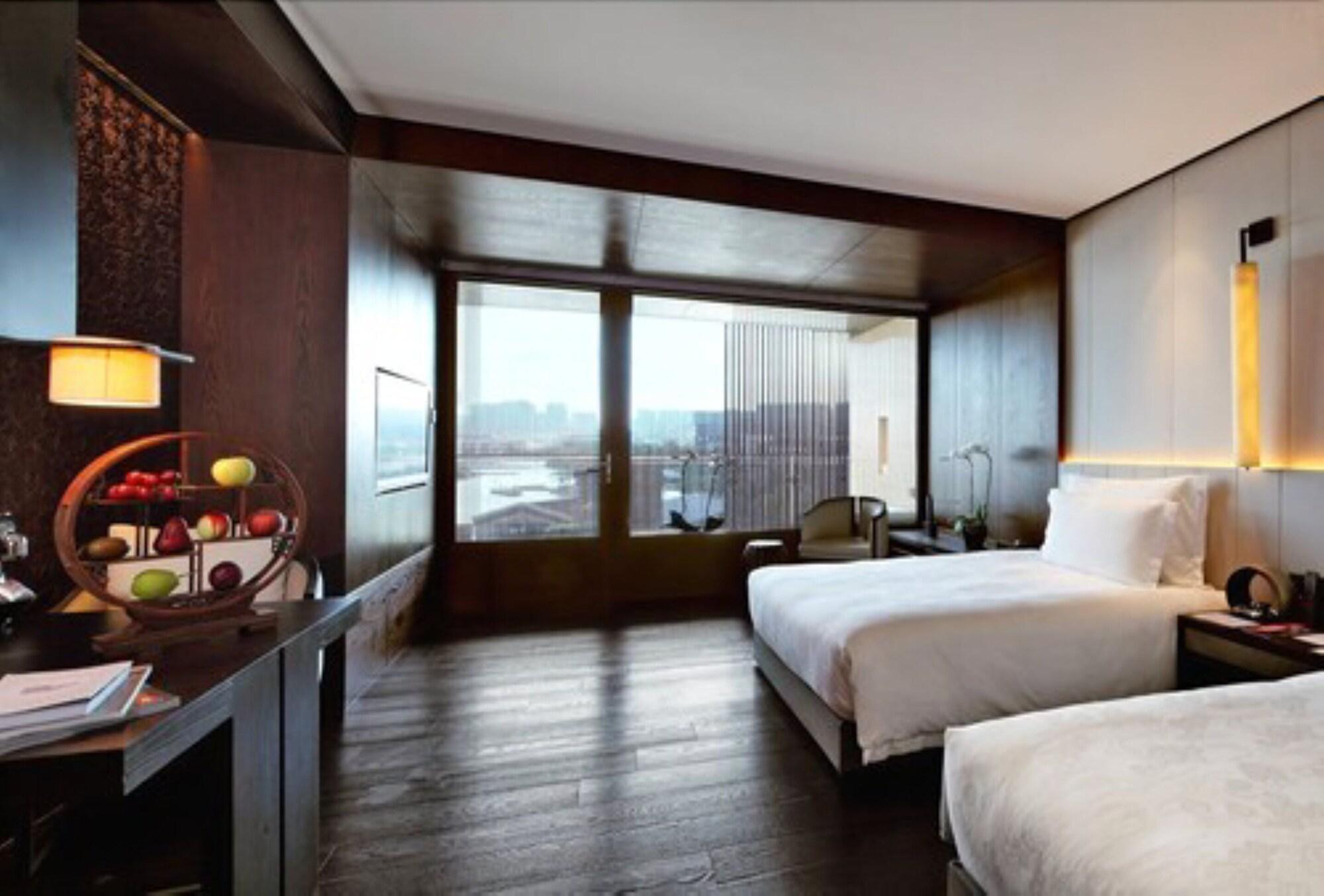 Oct Bay Breeze Hotel Shenzhen Exterior photo